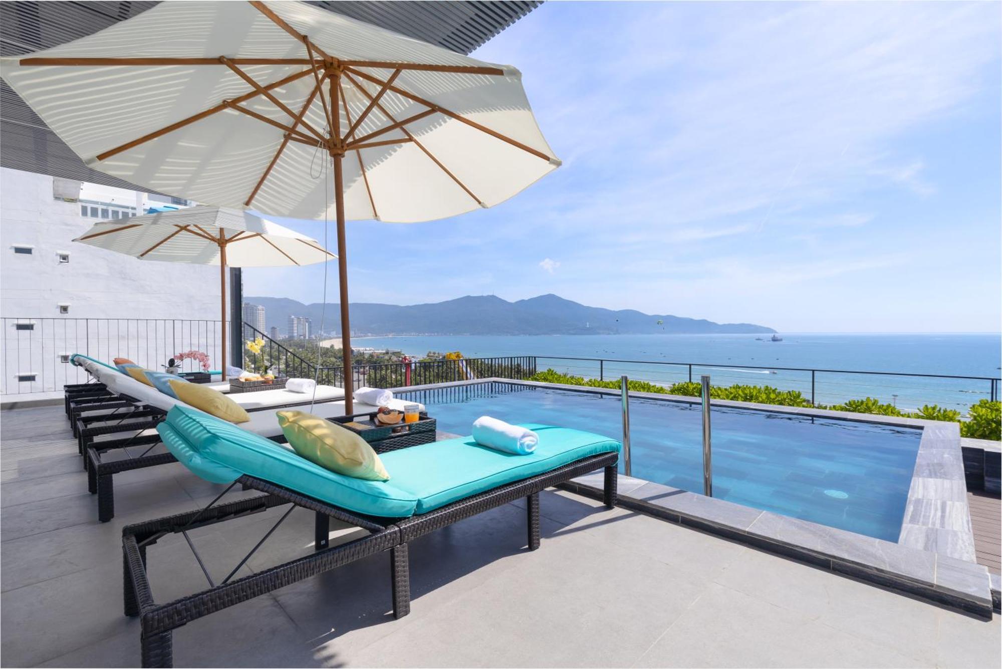 Jbay Beachfront Boutique Hotel Da Nang Exterior photo