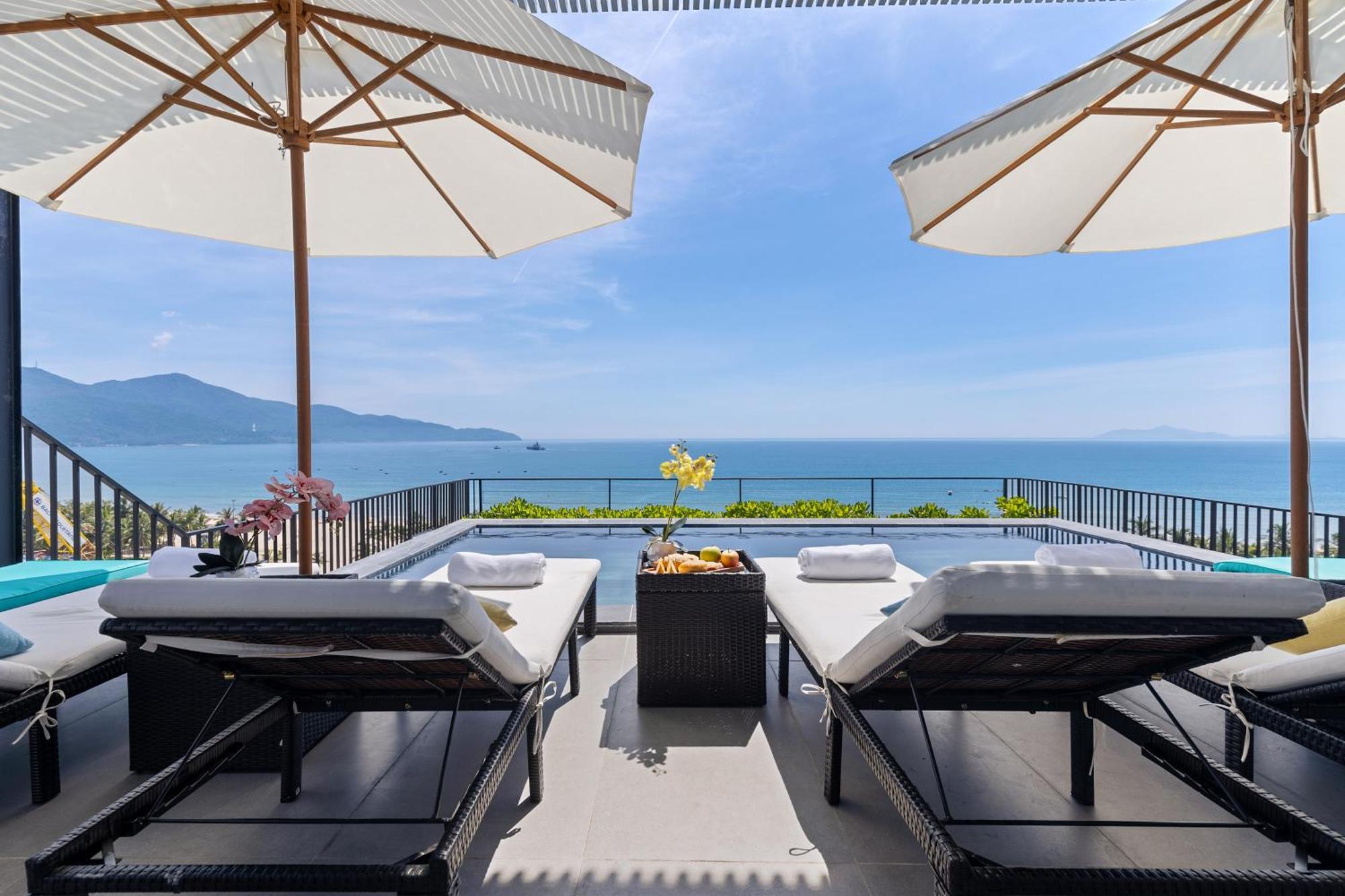 Jbay Beachfront Boutique Hotel Da Nang Exterior photo