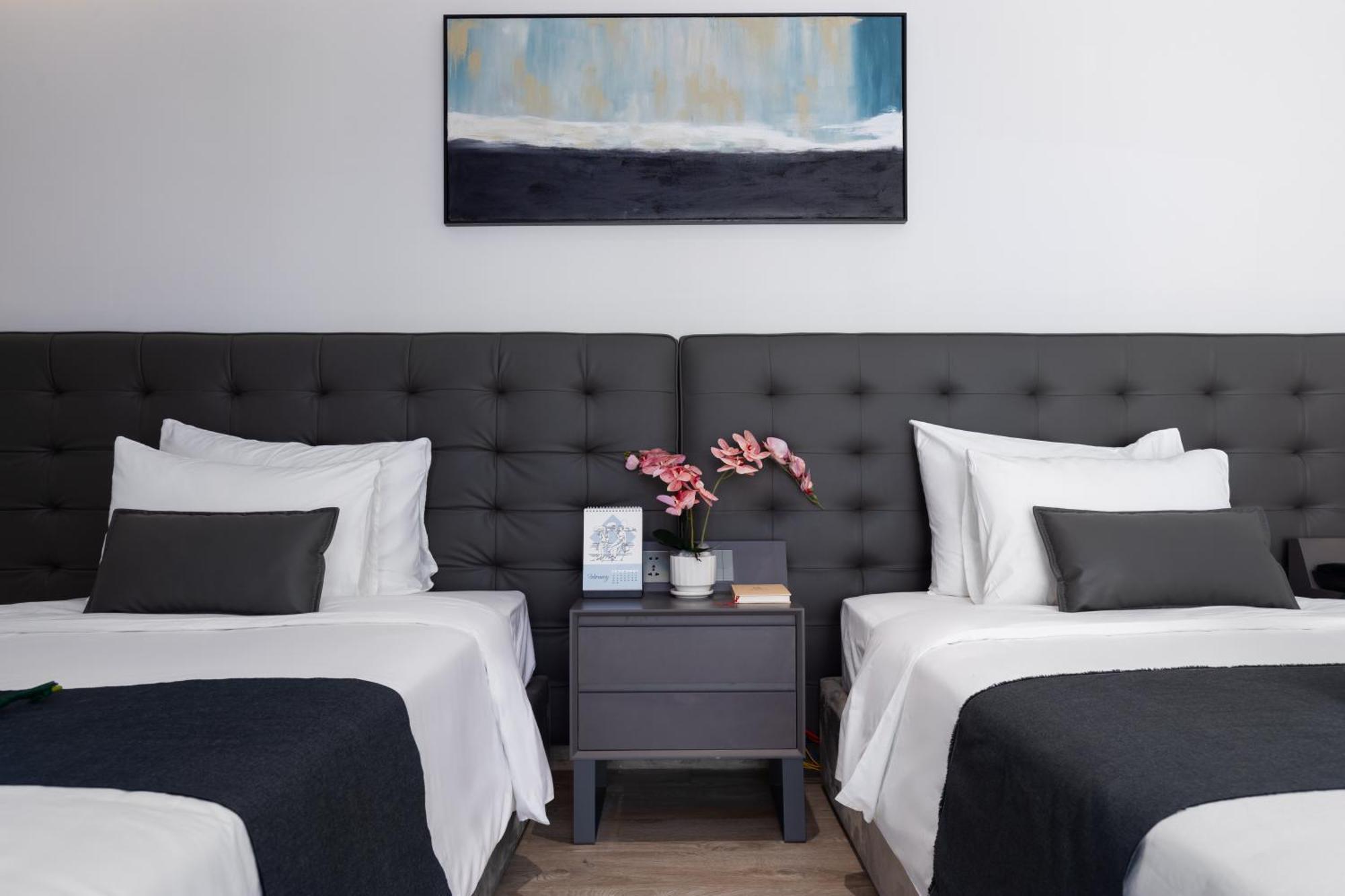 Jbay Beachfront Boutique Hotel Da Nang Exterior photo