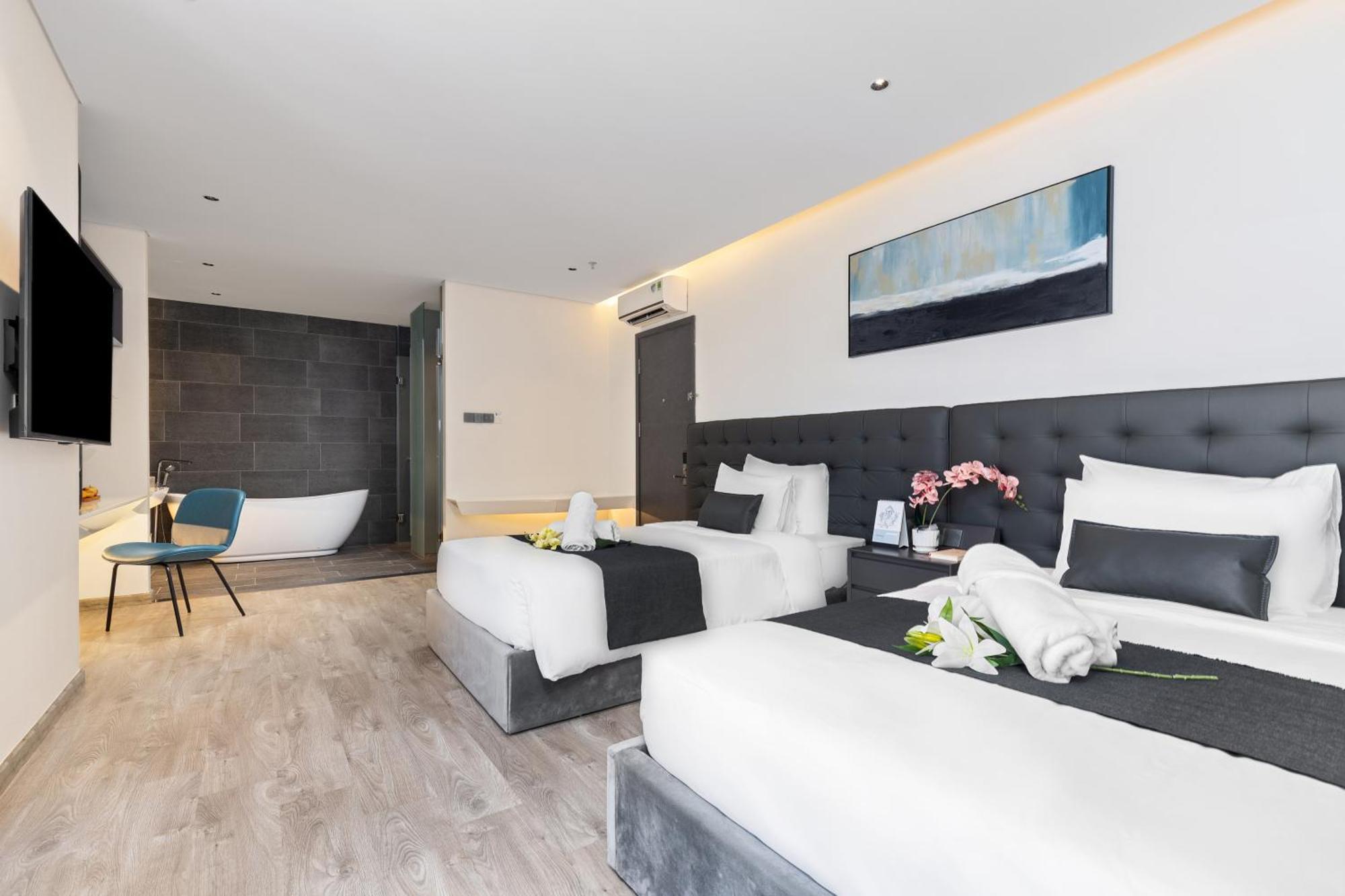 Jbay Beachfront Boutique Hotel Da Nang Exterior photo