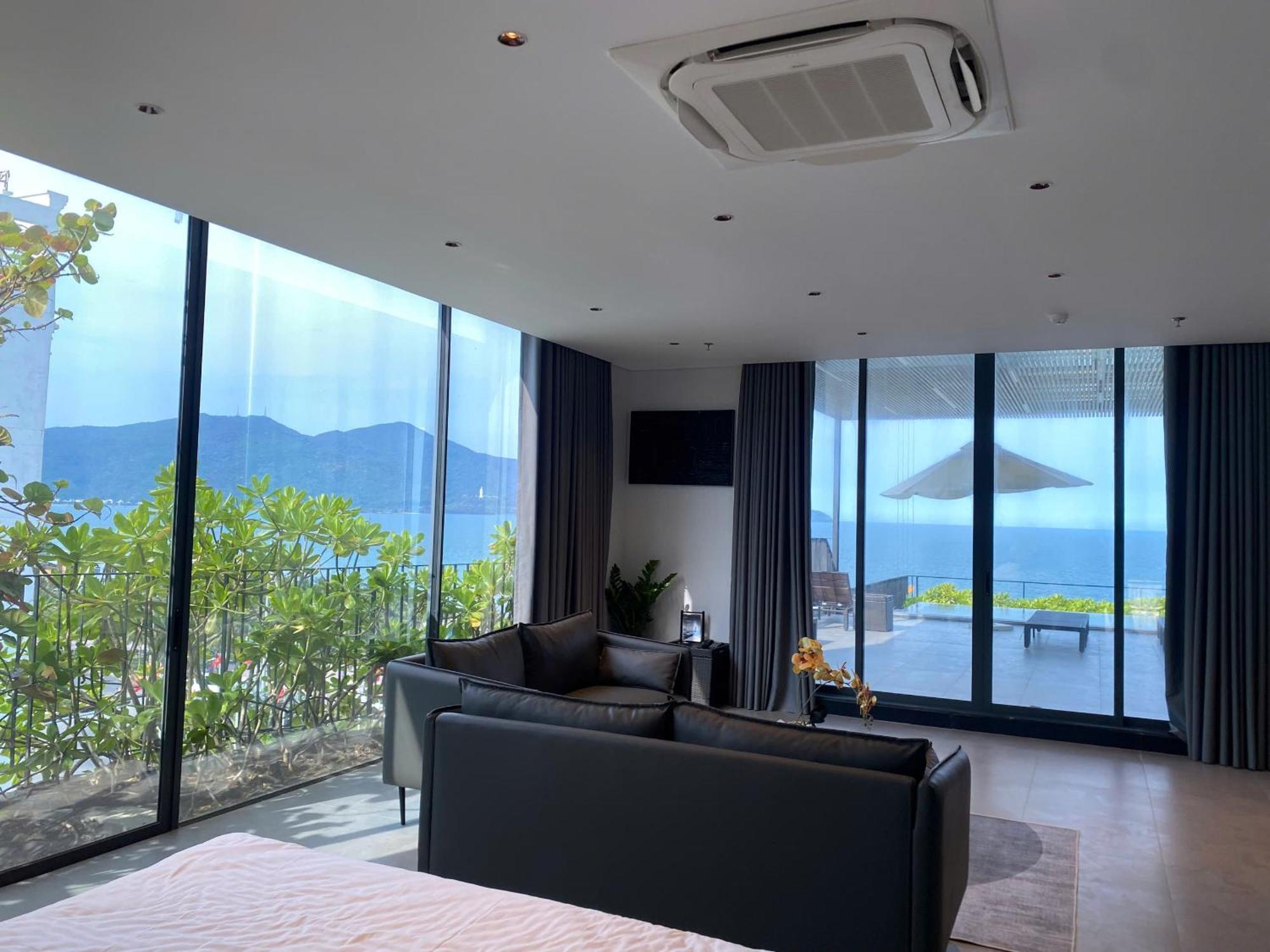 Jbay Beachfront Boutique Hotel Da Nang Exterior photo