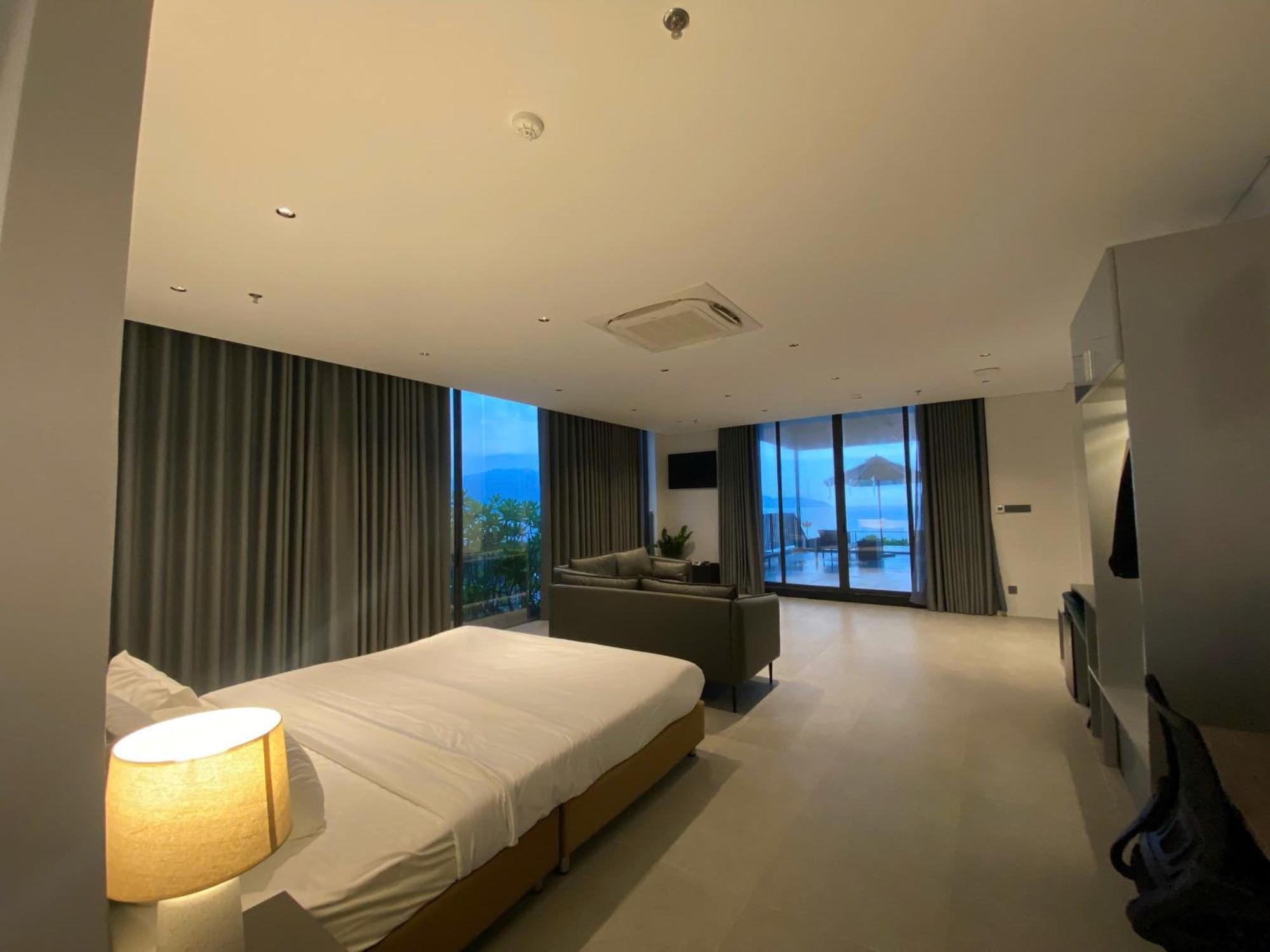 Jbay Beachfront Boutique Hotel Da Nang Exterior photo
